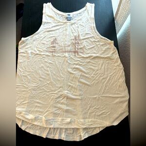 Old Navy white tank top size Large.